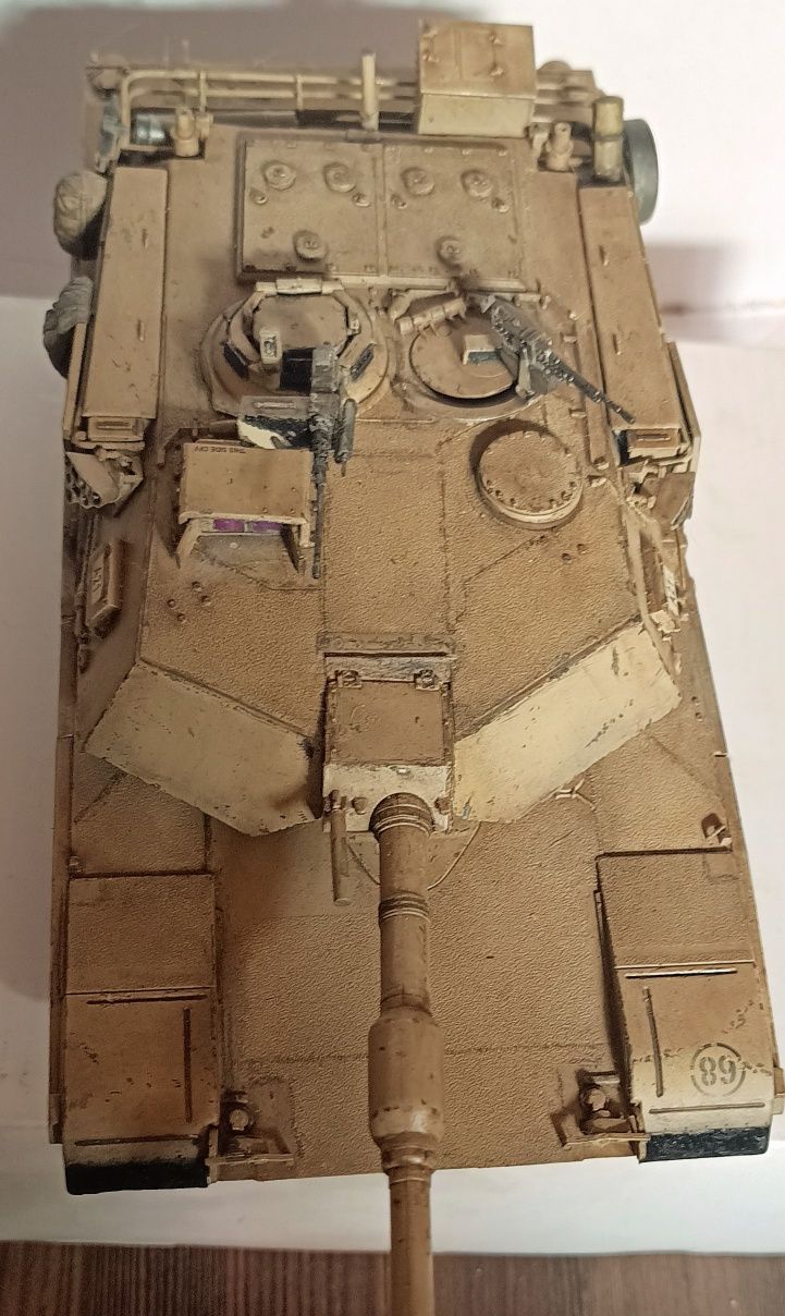 Model czołgu M1A1 Abrams 1:35