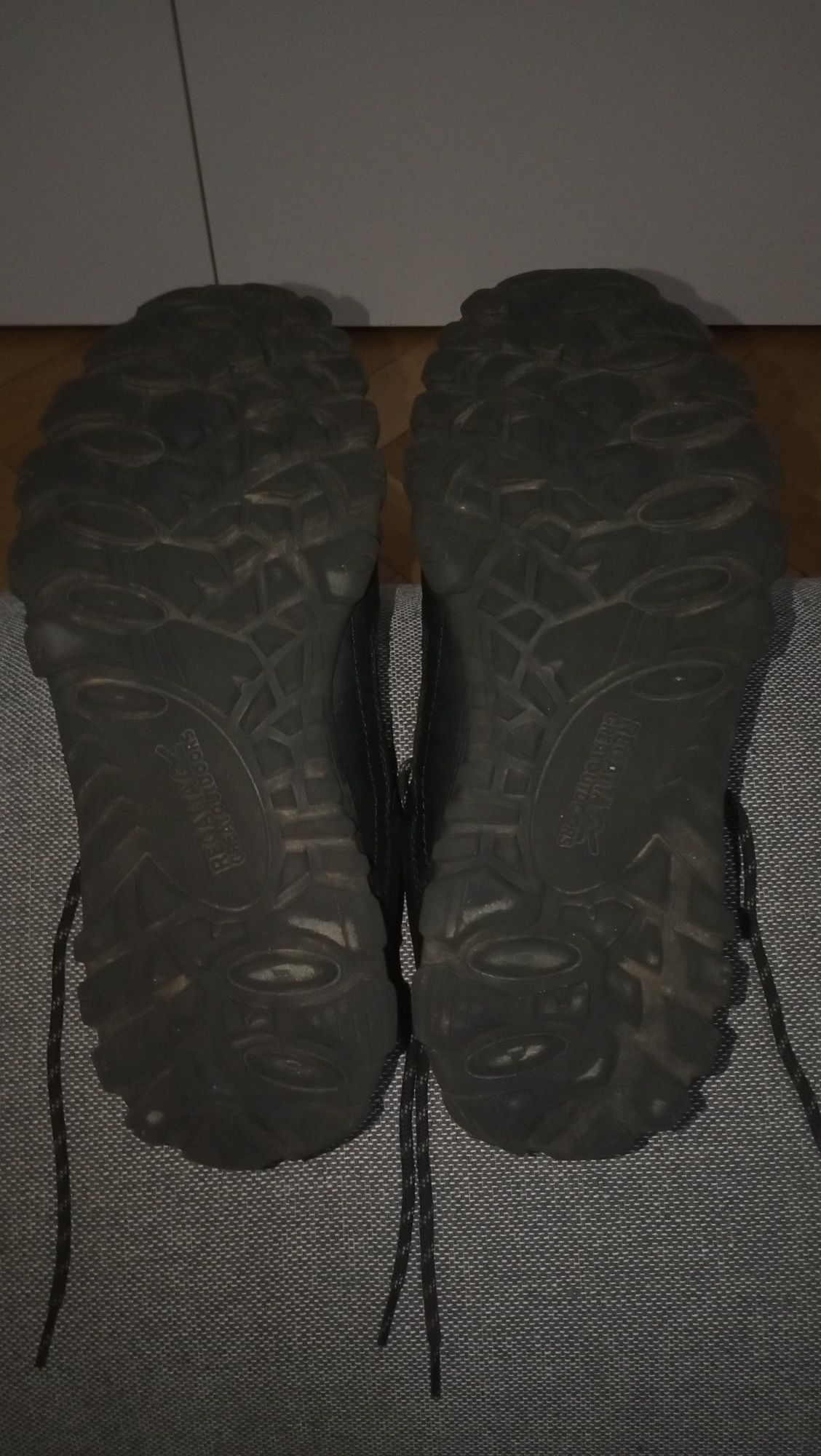 Męskie buty trekkingowe Czarne rozmiar 41 wkładka 25,5 cm