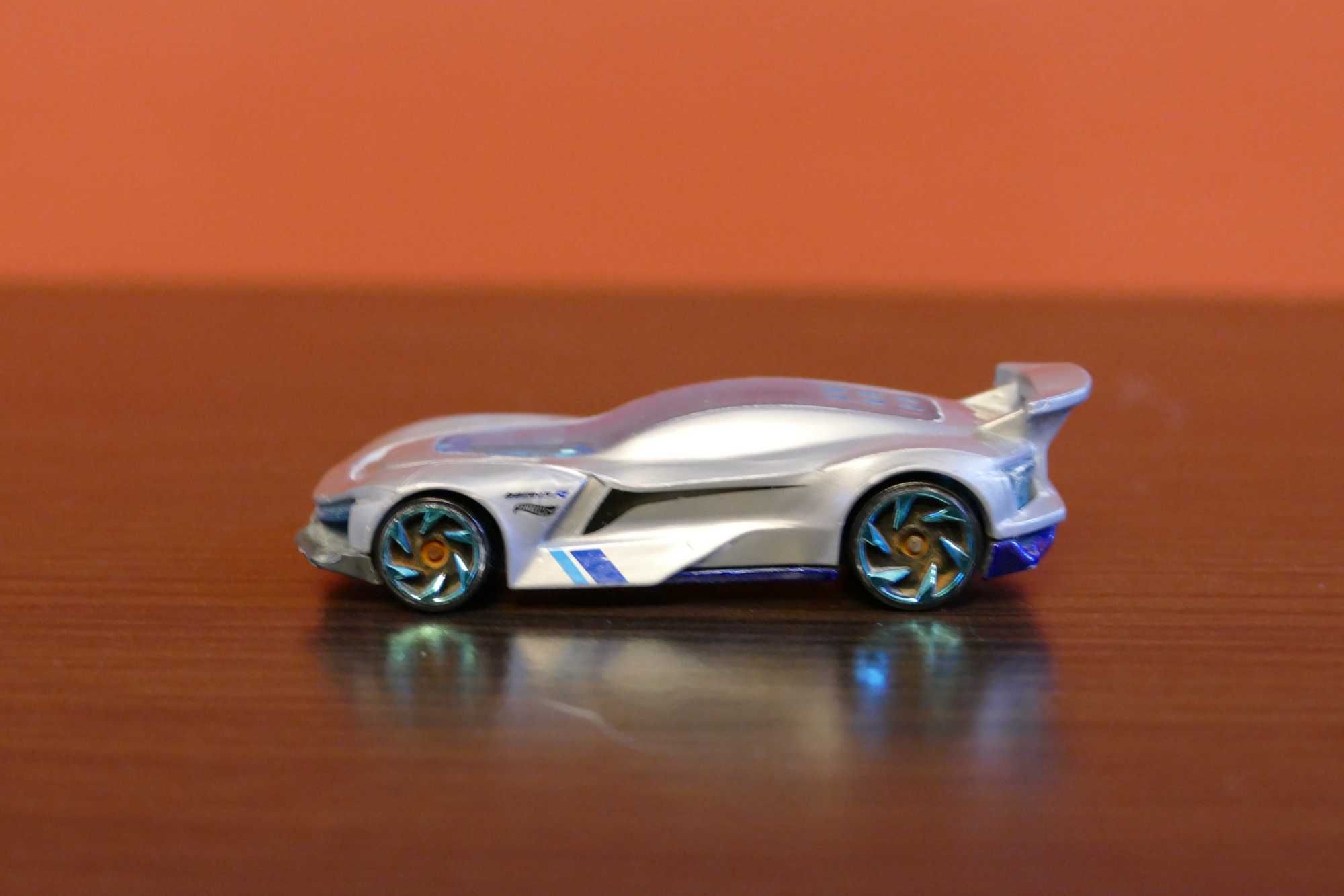 Hot Wheels autka "Resoraki" 7szt