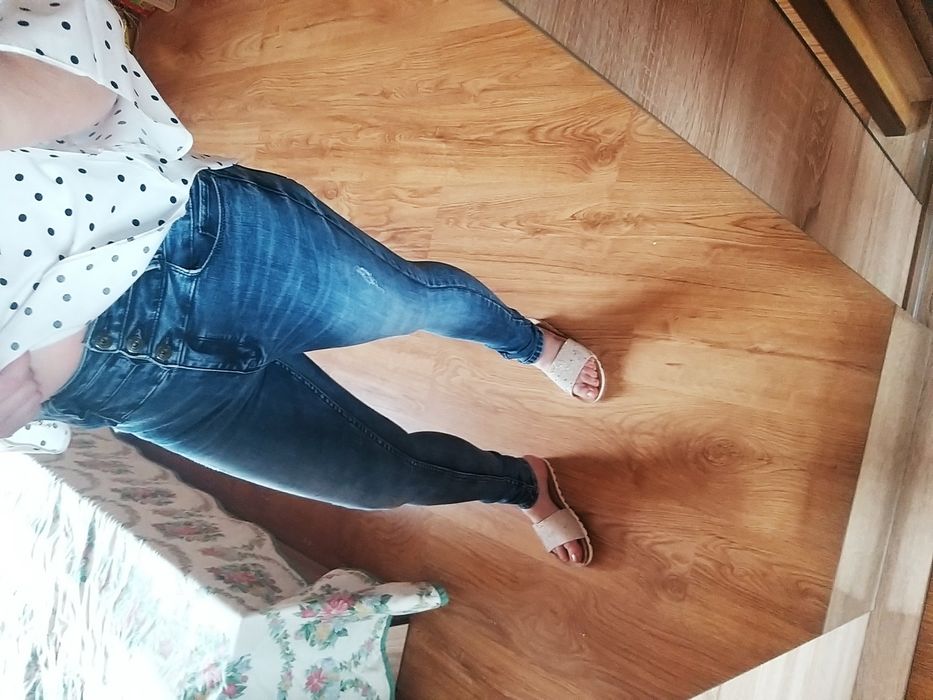 Ciemne granatowe skinny high waist stan stanem m 38 spodnie rurki