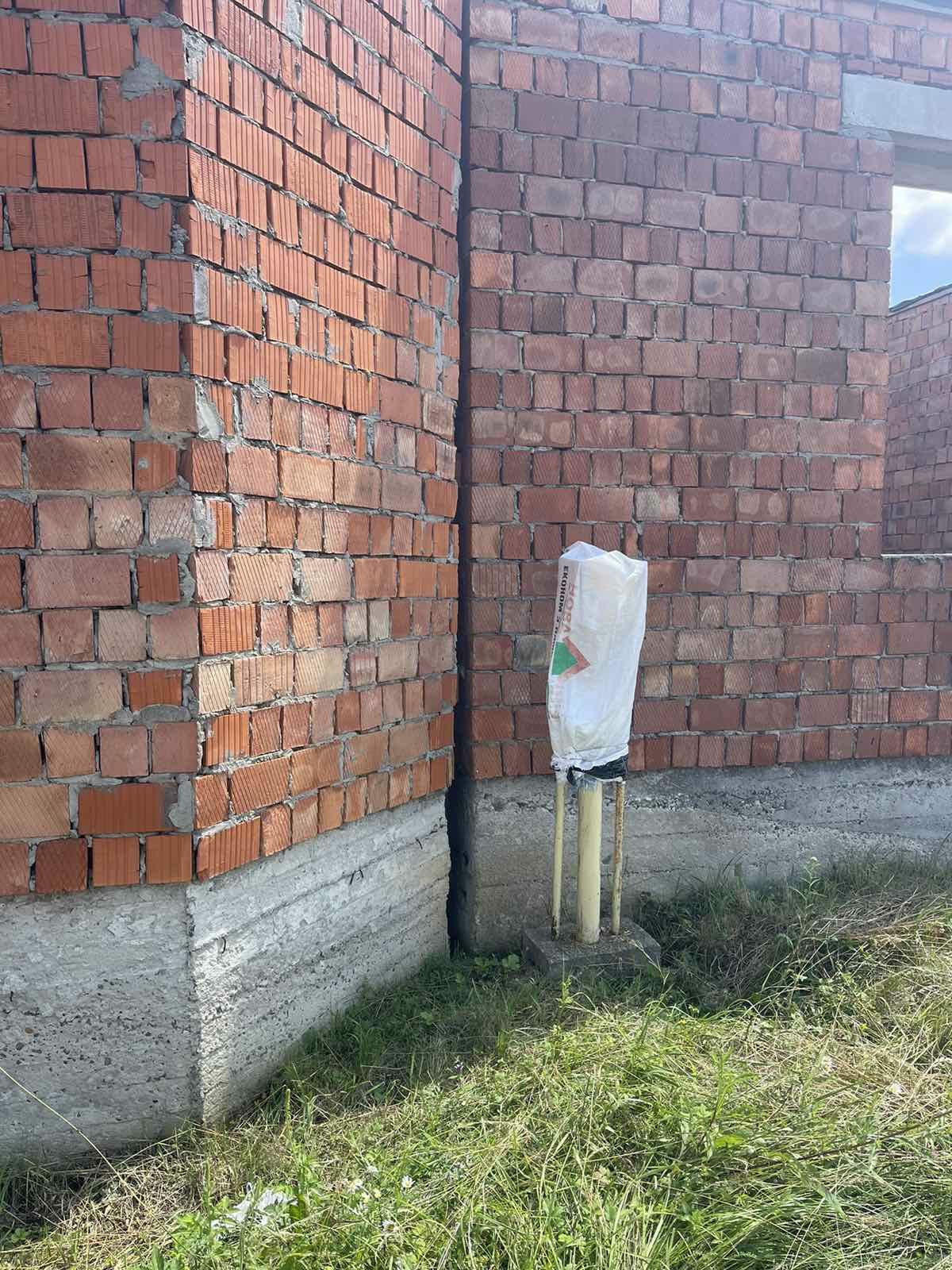 Продається земельна ділянка в с. Минай по вул. Ужгородська ТоргЦентр