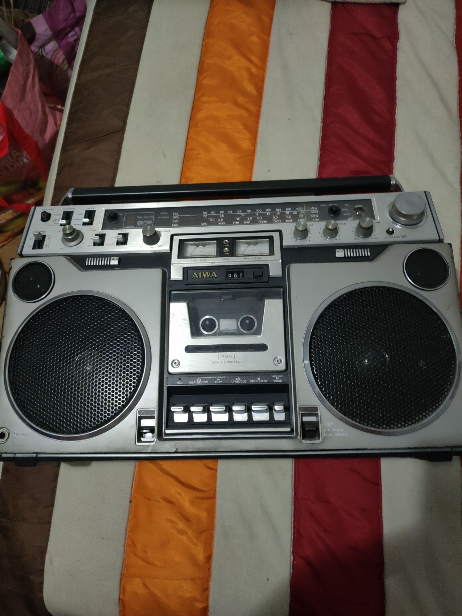 Radio pilhas/eletricidade