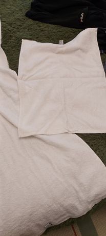Продаю белые полотенца новые 3 штуки 290 грн