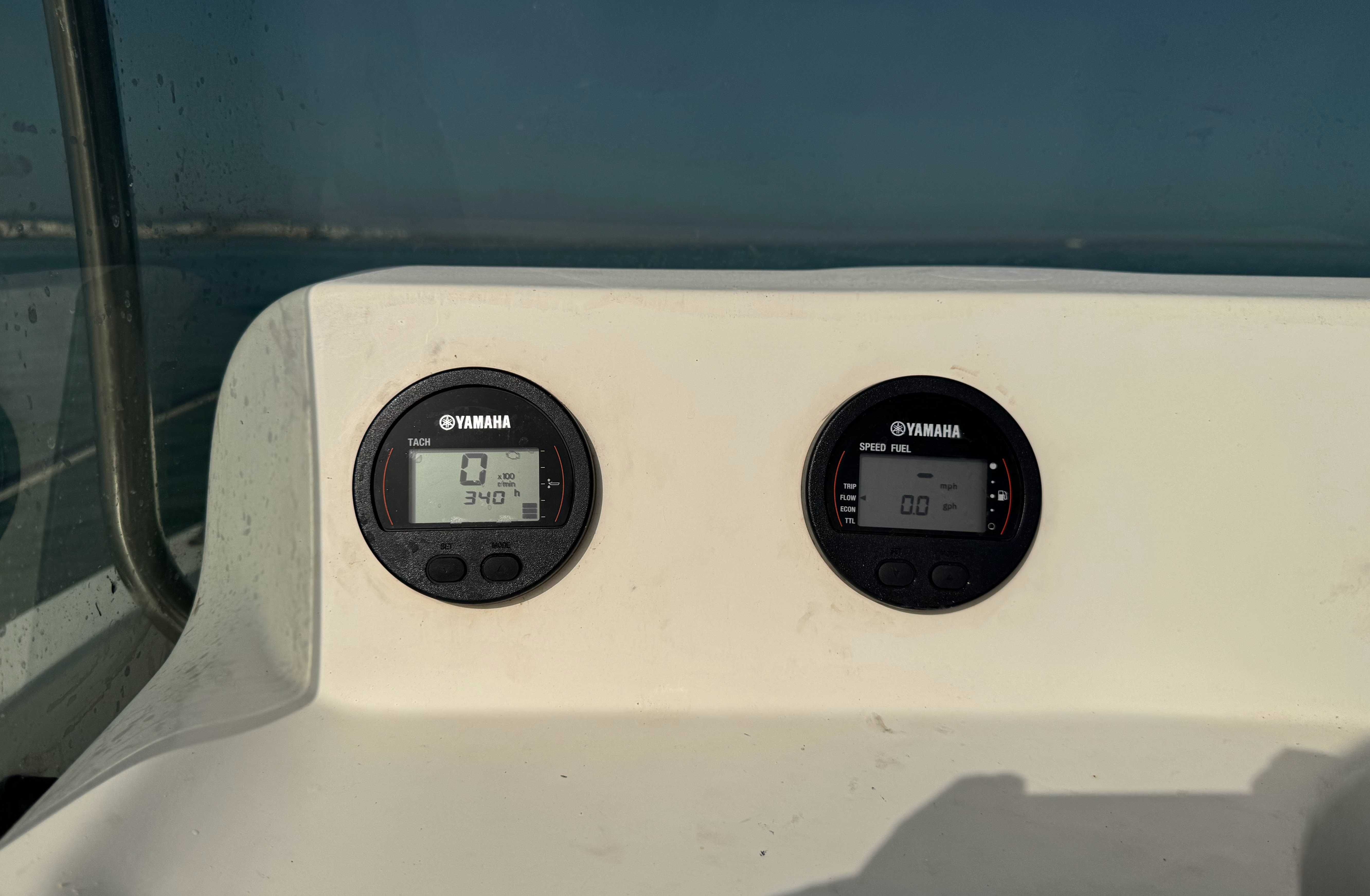 Barco Capelli Cap marine 500 60cv 4T 340h