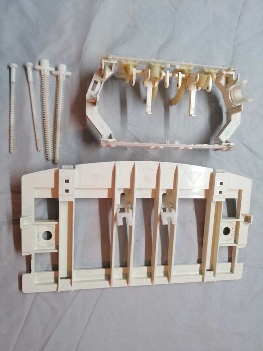 Zestaw naprawczy spłuczki podtynkowej Friatec 33 10 01