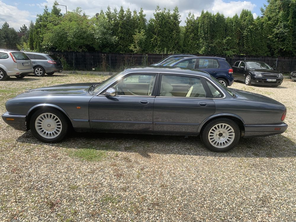 Jaguar Xj6 , 3.2R6 , 218Km , 80 Tys Przebiegu Rezerwacja