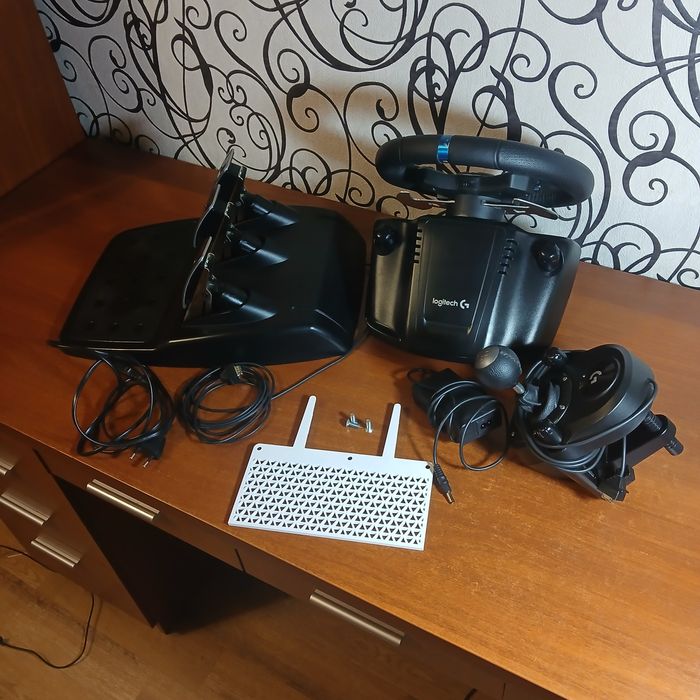 Кермо Logitech g29 + Shifter