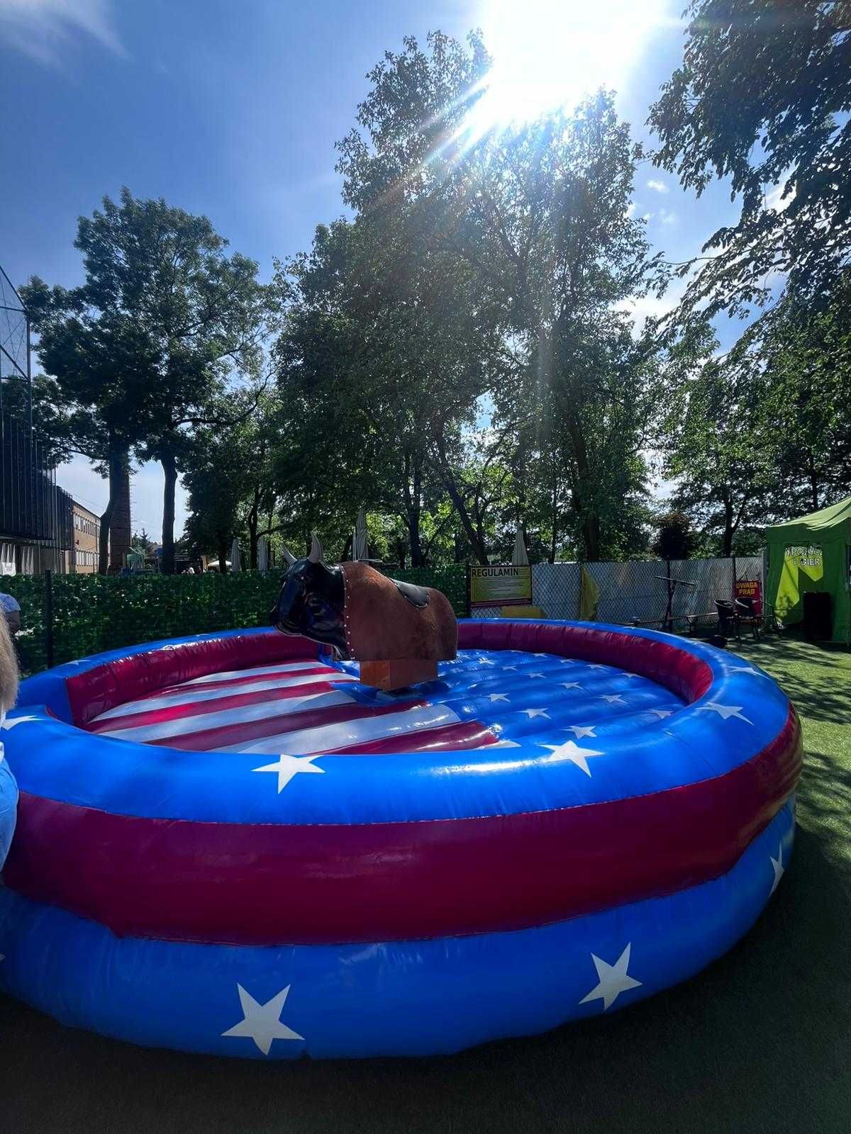 Wynajem dmuchańców – zjeżdżalnie, tory przeszkód, rodeo, piana party..