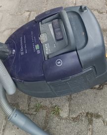 Odkurzacz piorący Electrolux Praxio Z6035 Silence