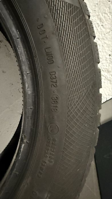 Opony zimowe komplet Continental 225/55/17 17”