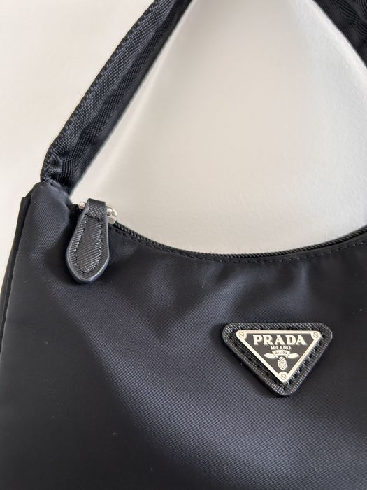 Carteira prada pequena pochete