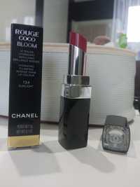 Pomadka do ust w sztyfcie Chanel Rouge Coco Blum 134