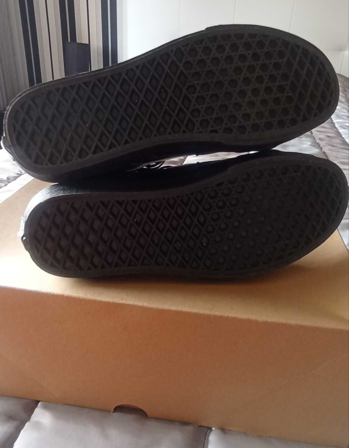 Sapatilhas Vans 39