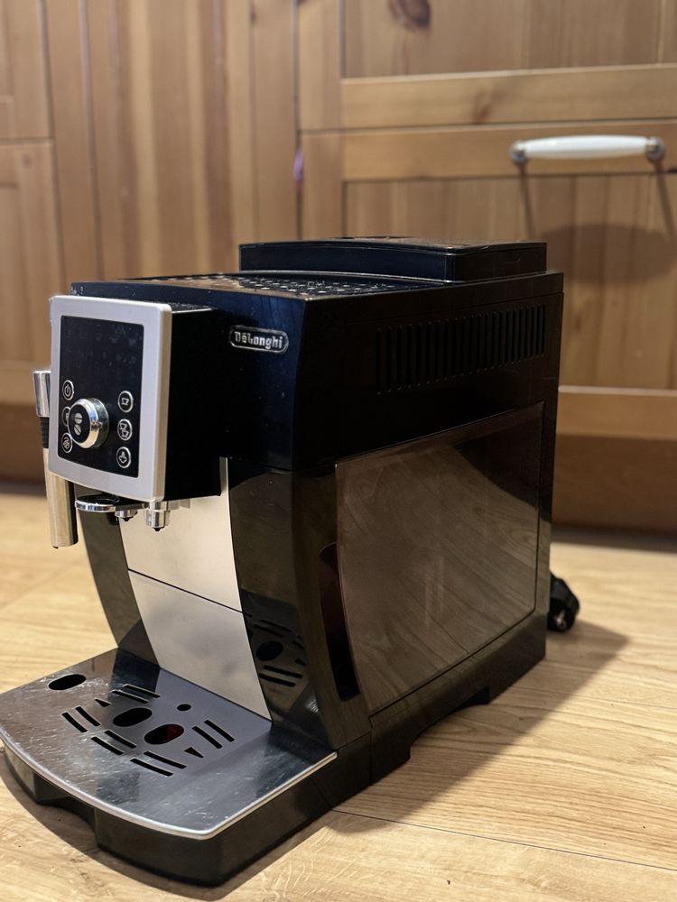 Ekspres automatyczny Delonghi Ecam 23.210 15Bar!