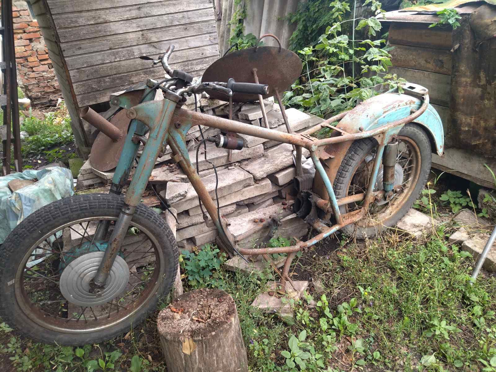 Мотоцикл ІЖ56 з документами.