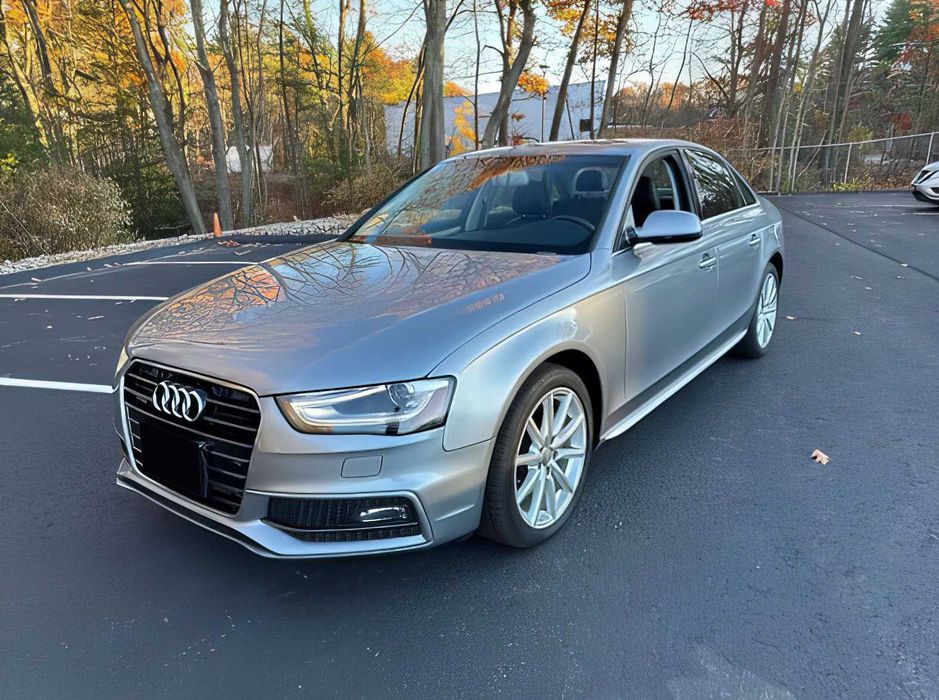 Audi A4      2015