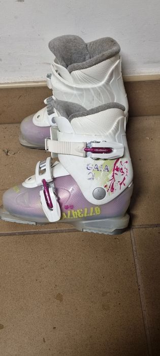 Dziecięce buty narciarskie  r. 28