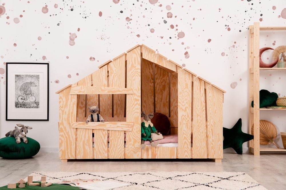 Łóżko łóżeczko dziecięce, domek drewniane, z drewna sosnowego