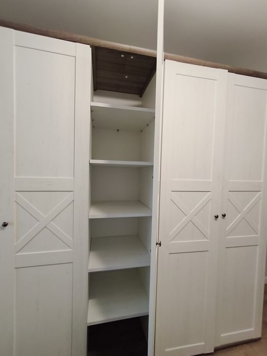 Szafa pięciodrzwiowa brw