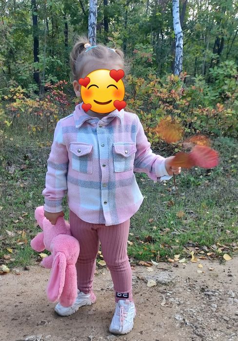 Продам рубашку дівчинку.