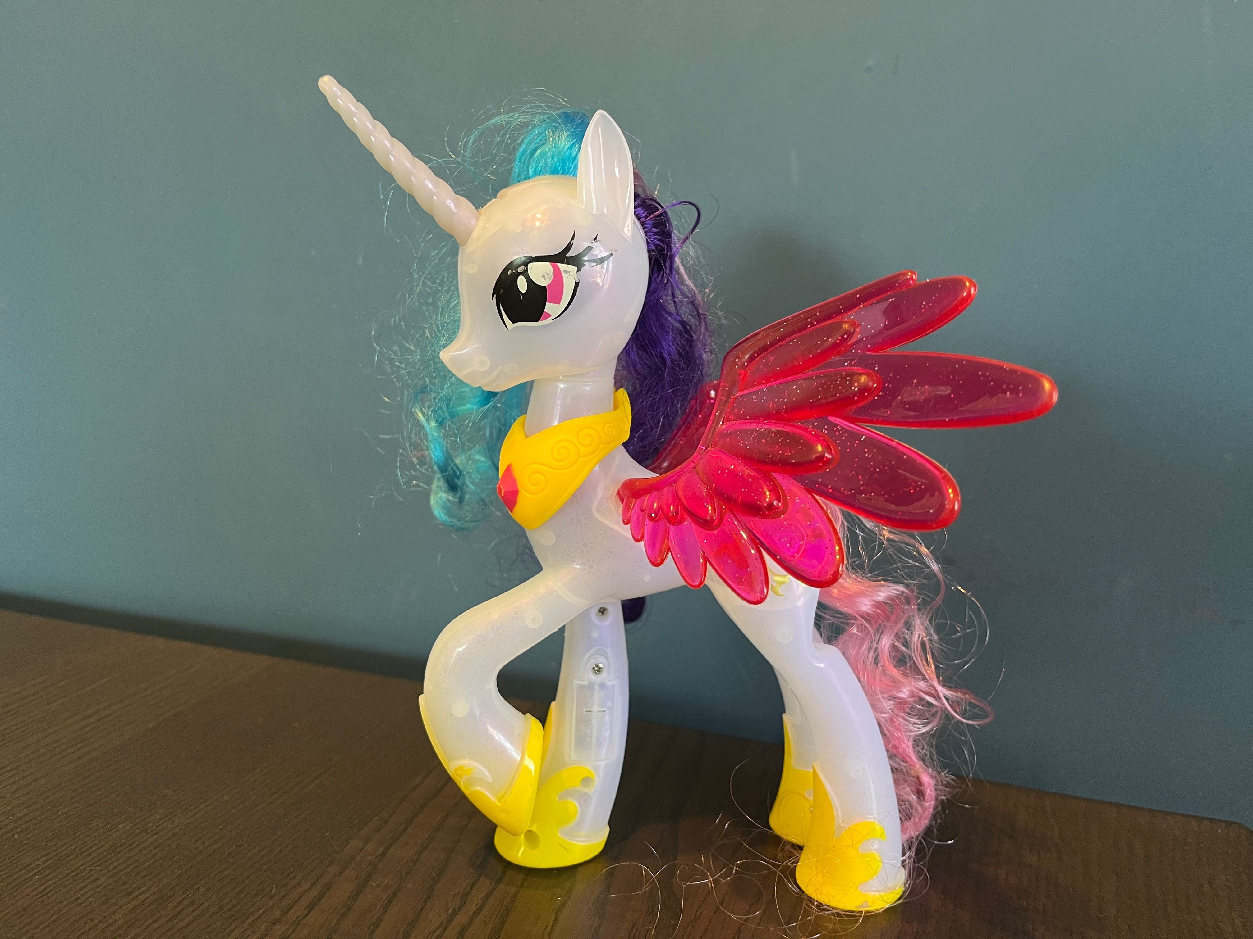 My Little Pony KSIĘŻNICZKA Hasbro 20cm