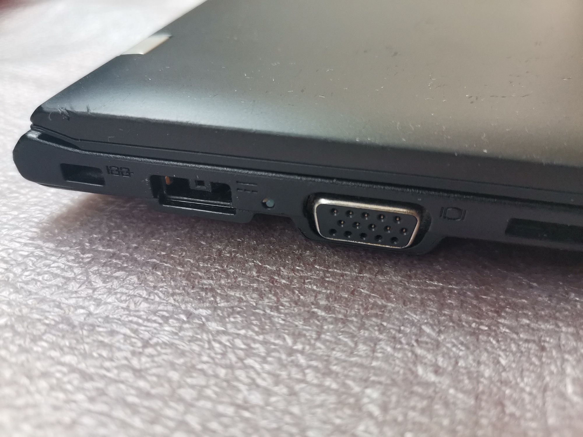 Lenovo e31-80mx i5 6200u 8gb 180ssd 1366×768