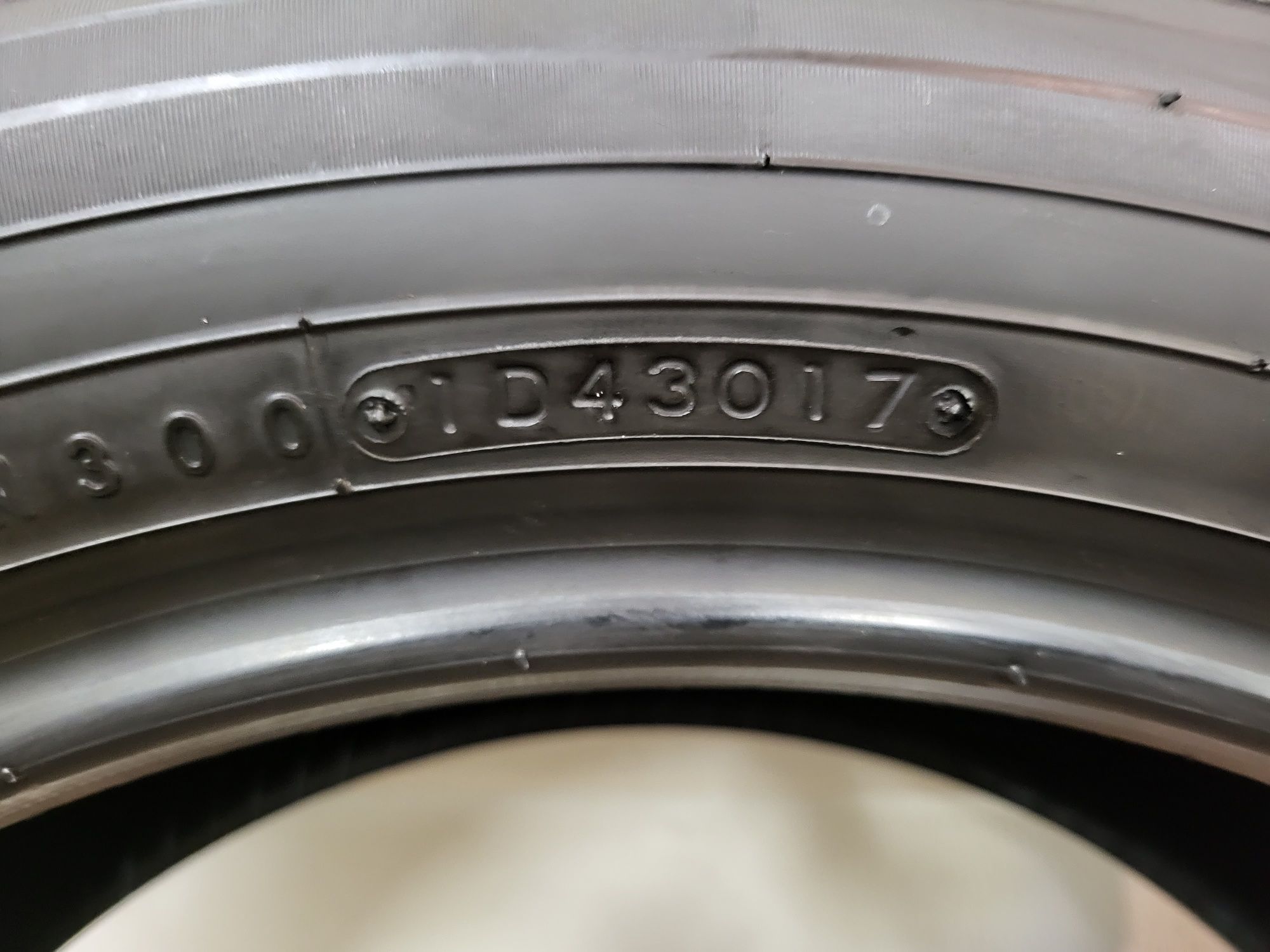 Opony 225/55 r18 TOYO r37 2017r 7.5mm