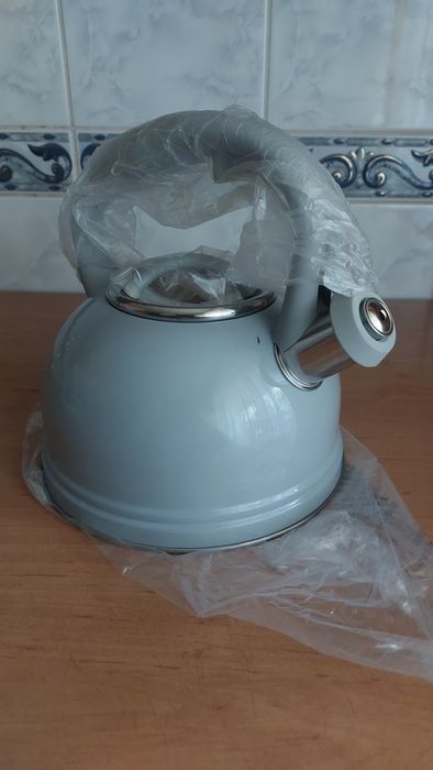 Czajnik SMUKEE ze stali nierdzewnej 2l szary NOWY z ryską