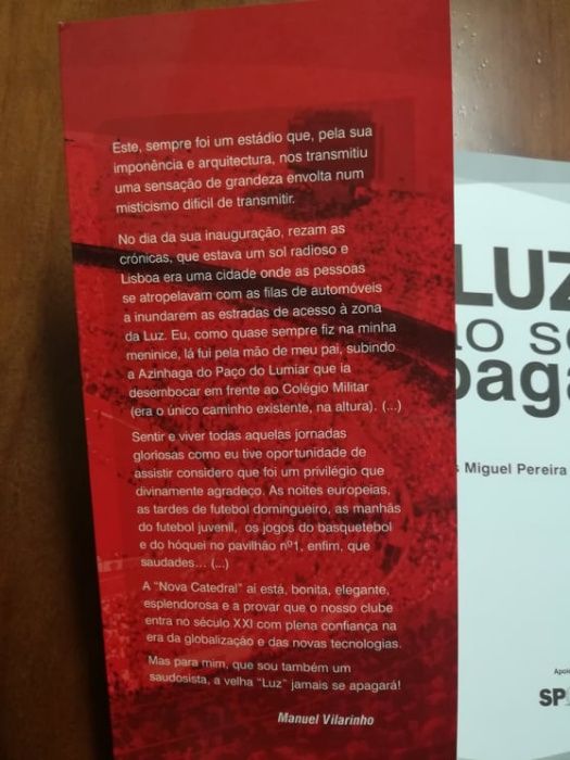 Livro - *A Luz não se apaga*