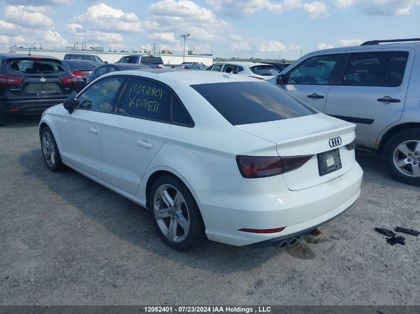 Розборка Audi A3 8V шрот бампер ляда фари двері салон