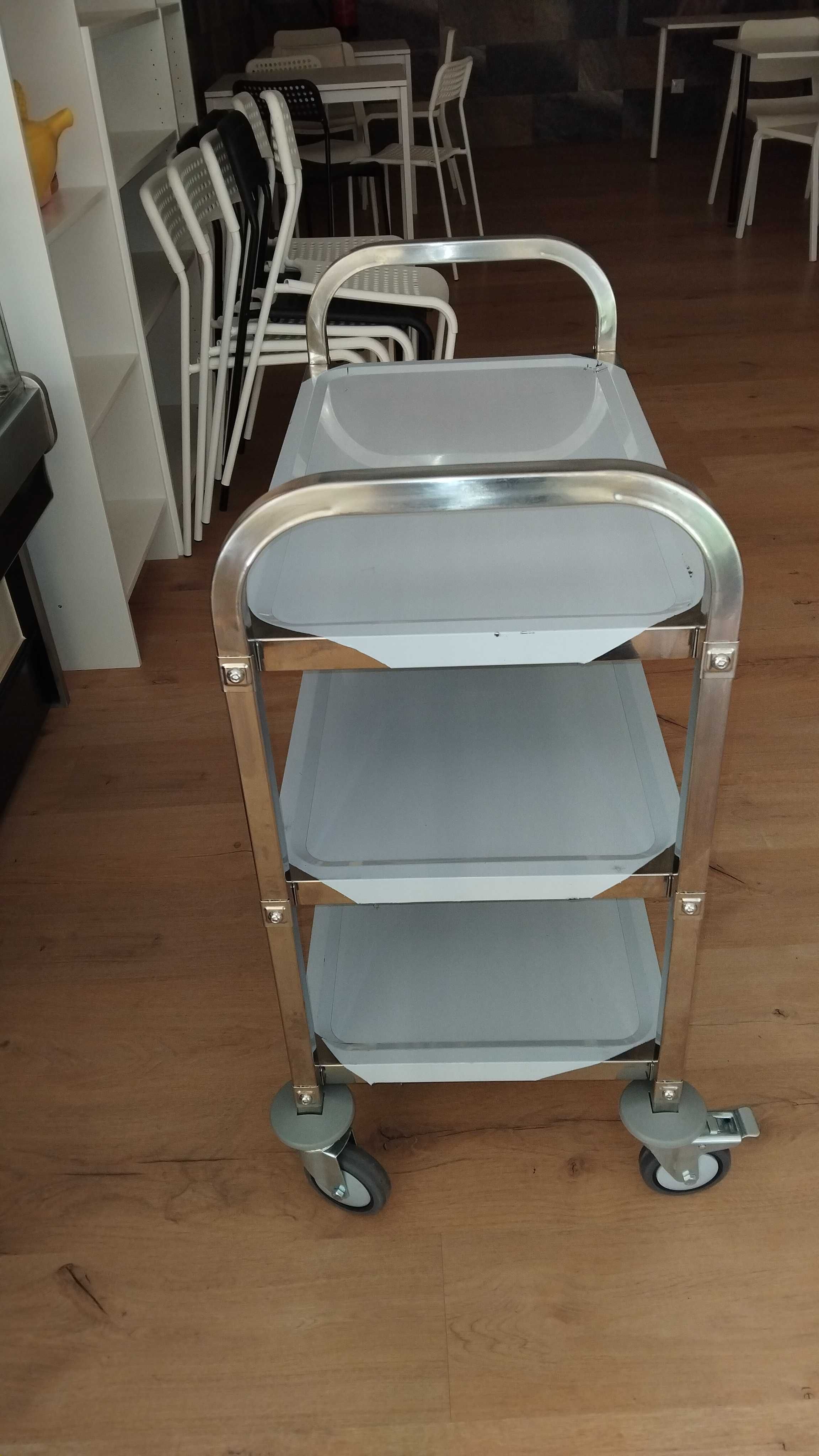 Chariot de serviço 3 prateleiras
