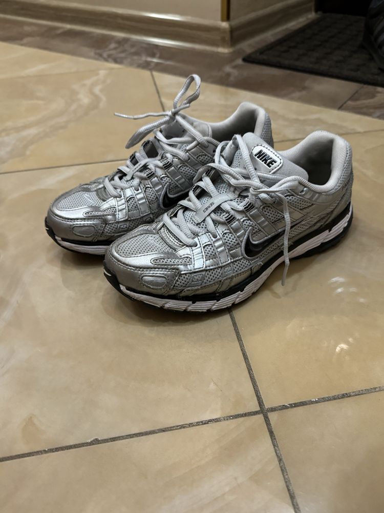 Кросівки NIKE P-6000