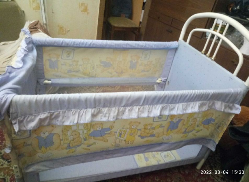 Ліжечко для малюків.