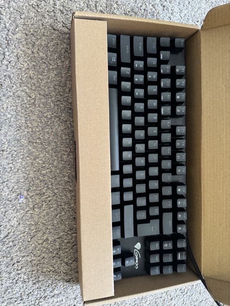 Klawiatura genesis 300 thor