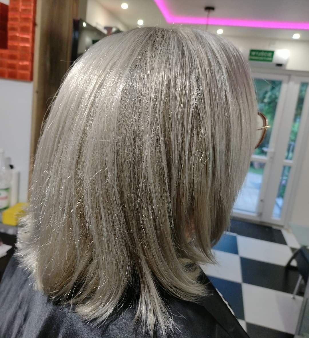 Podnajmę stanowisko fryzjerskie/ barberskie