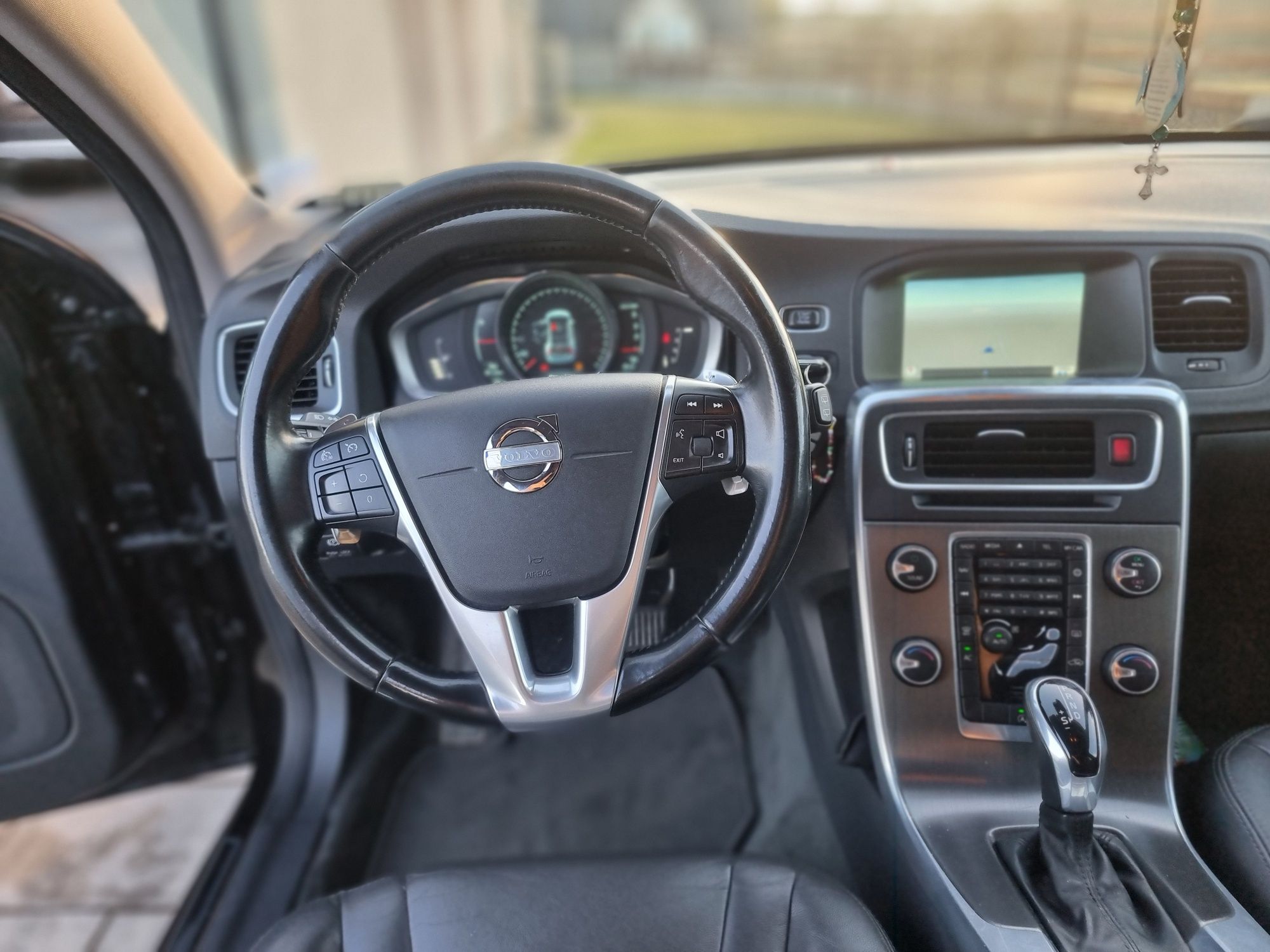 Volvo v60 2.0 d4