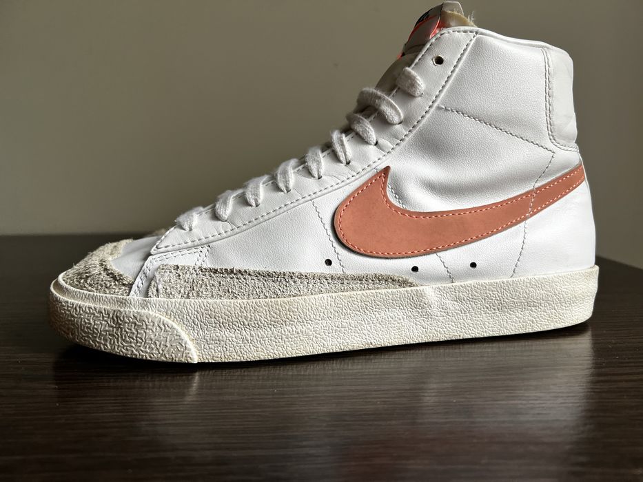 Кеди Nike Blazer Mid 77 White Atomic Pink CZ1055-110 Роз 40 на 25.5 см
