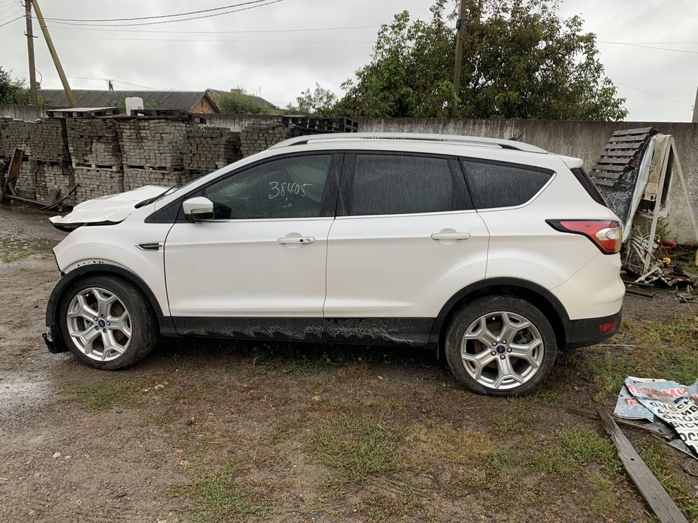 Разборка Ford Escape 2.0 розборка цвет UG эскейп ескейп шрот запчасти