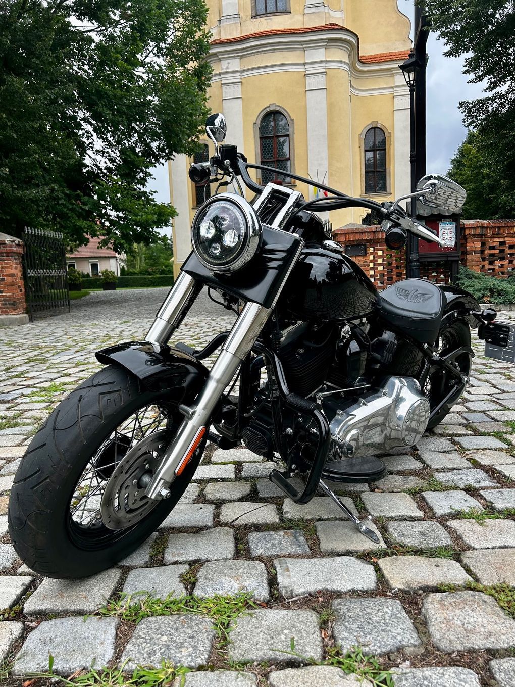 Harley-Davidson Softail Slim Harley-Davidson Softail Slim 103