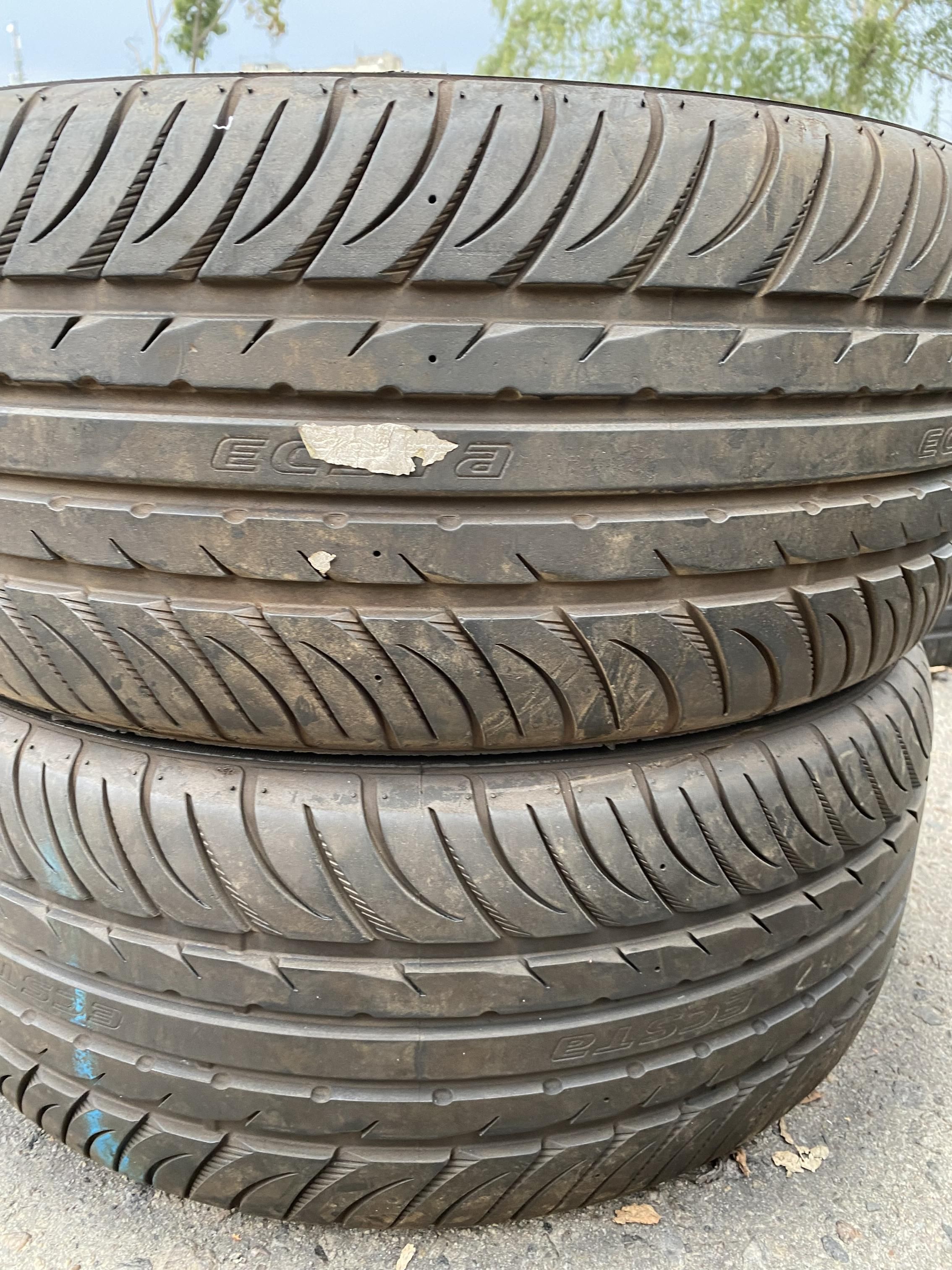 245 45 18 Kumho Ecsta ZP 2022