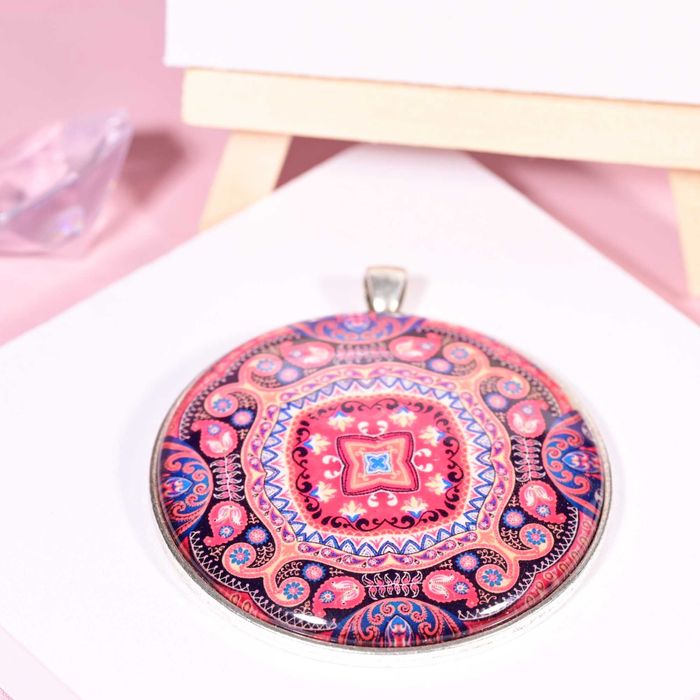 zawieszka mandala czerwona