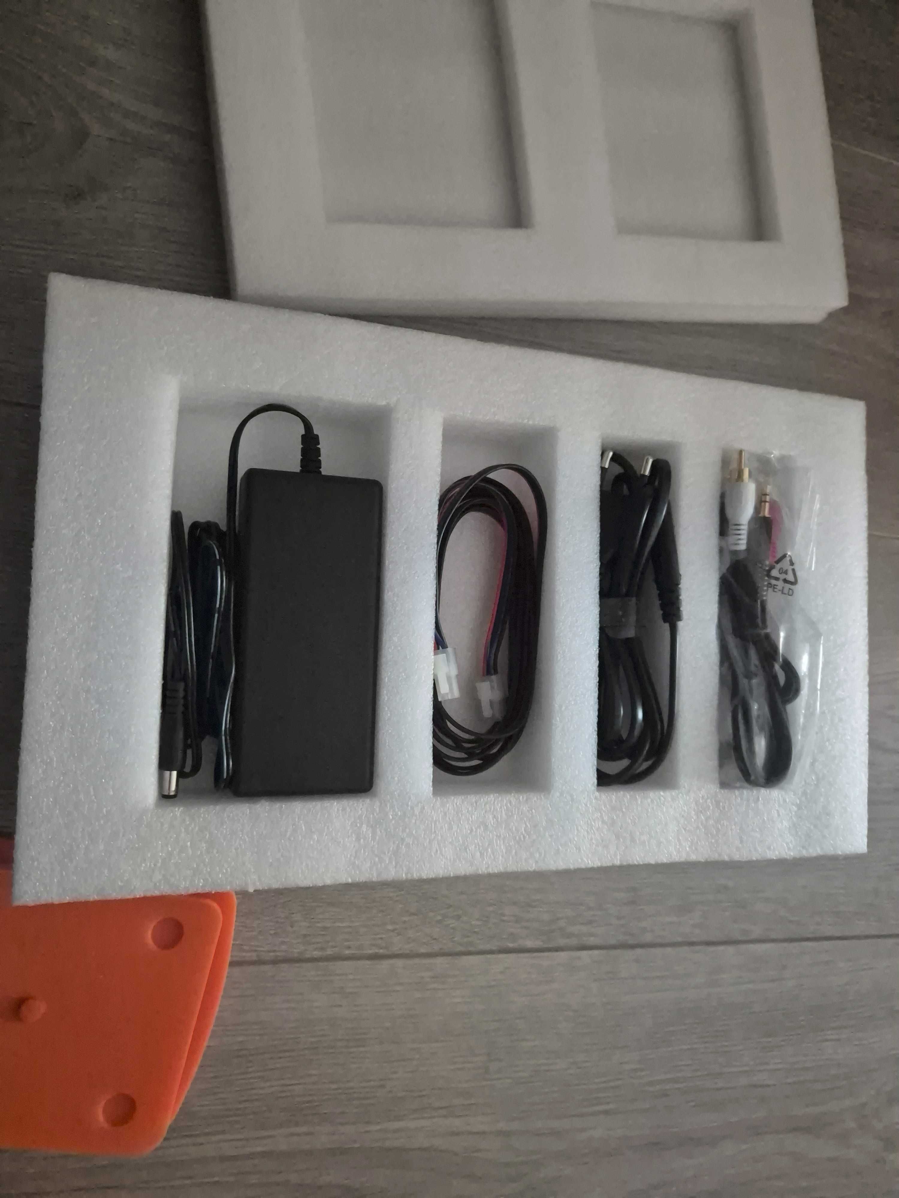 Monitory Glosniki Eve Audio SC203