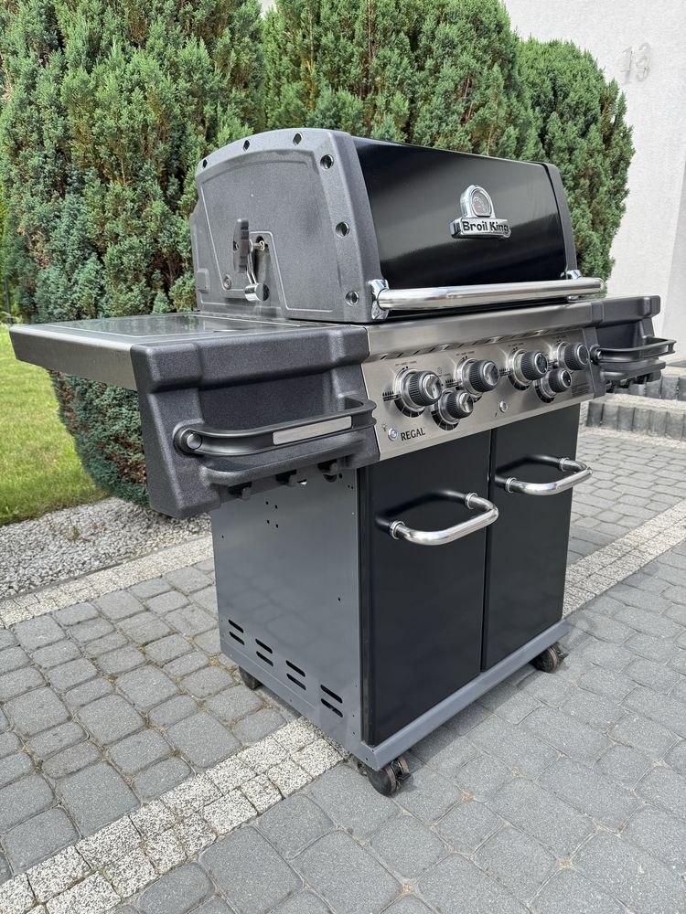 Grill gazowy Broil King Regal 490