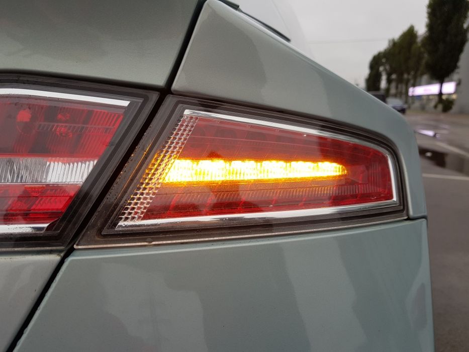 Жовті повороти Лінкольн Continental MKZ MKX MKC Lincoln