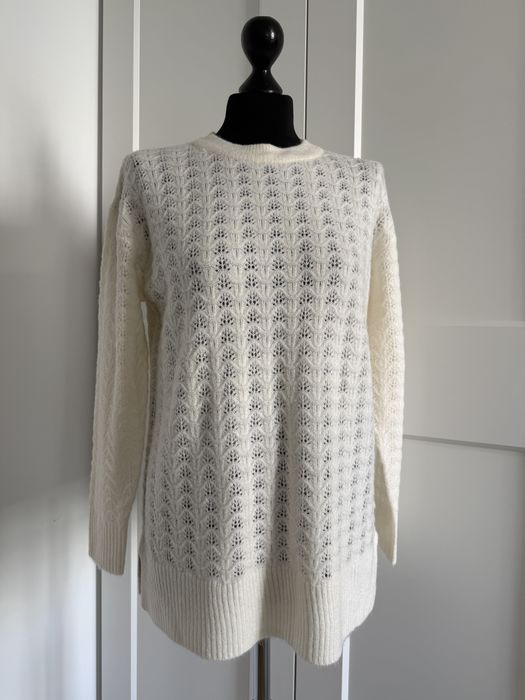 Biały kremowy ażurowy dłuższy sweter z okrągłym dekoltem New Look 36 S