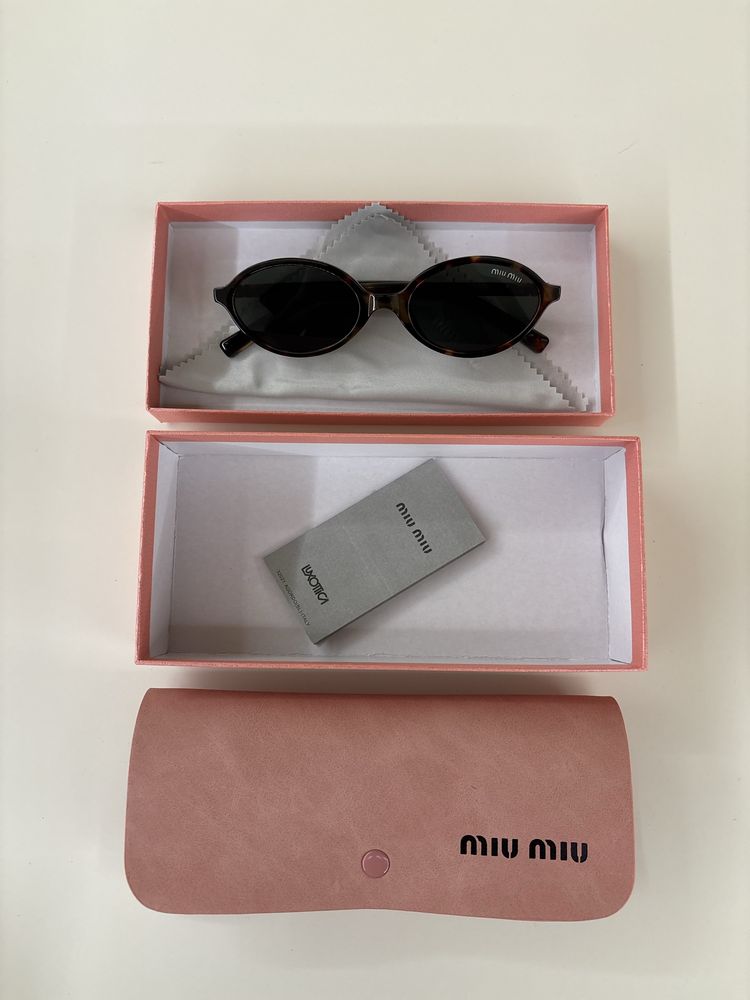 Oculos de Sol Miu Miu