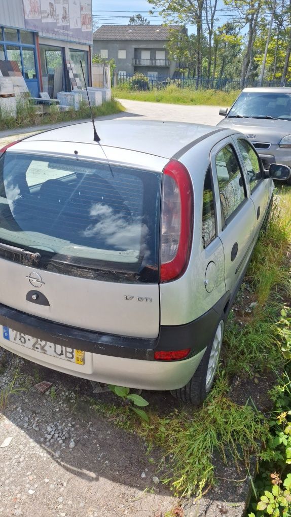 Opel Corsa 1.7DTI Usado