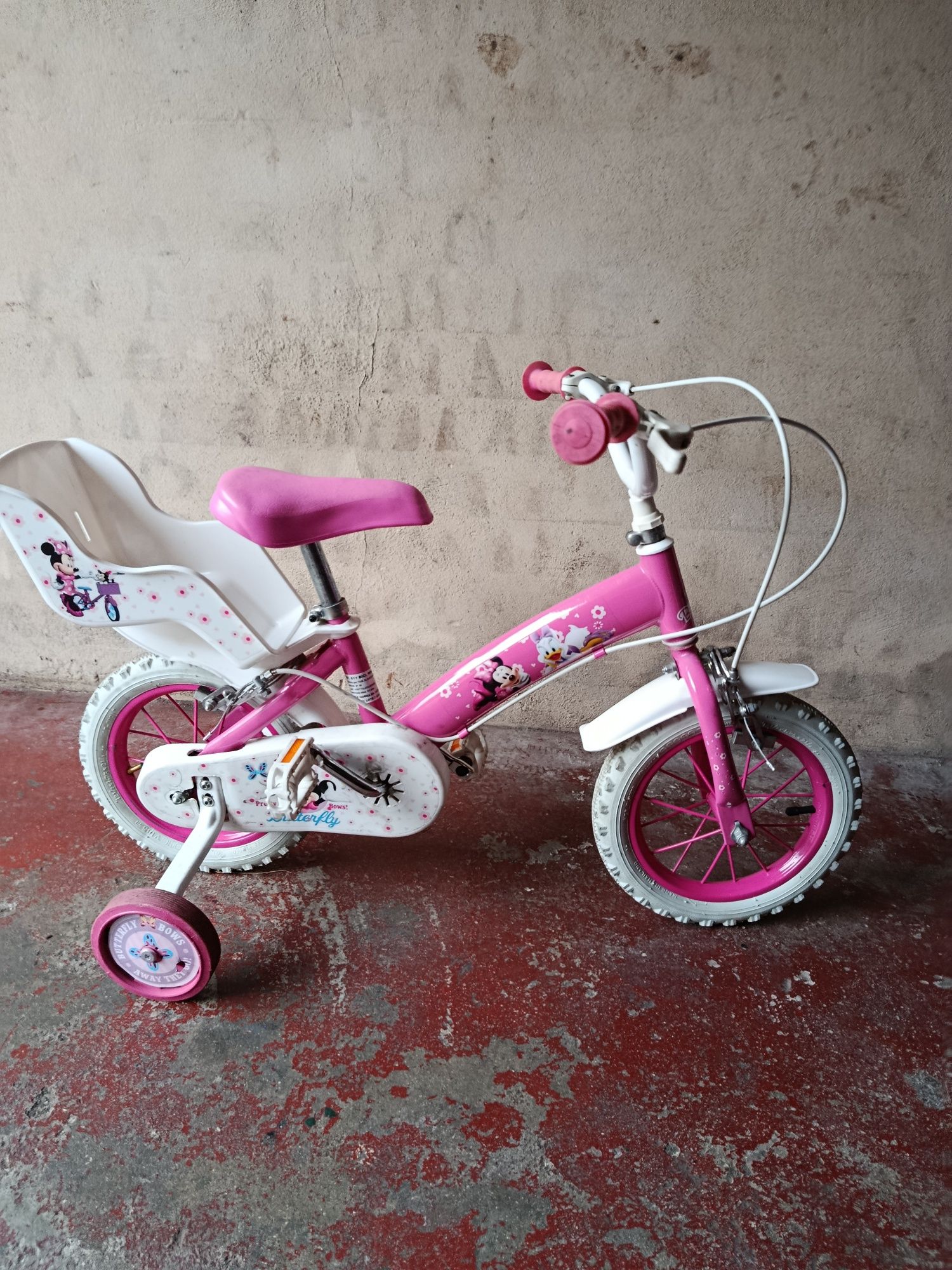 Bicicleta de criança em bom estado geral