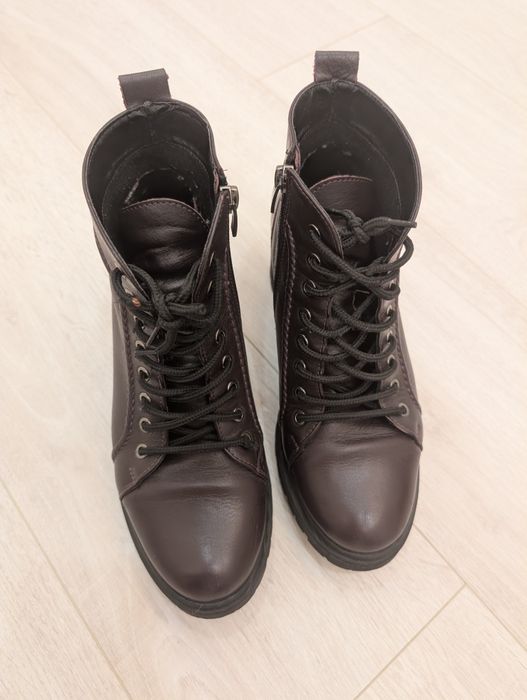 Шкіряні демісезонні ботинки