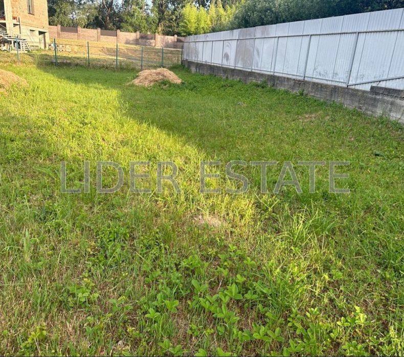 Ділянка в Оноківцях